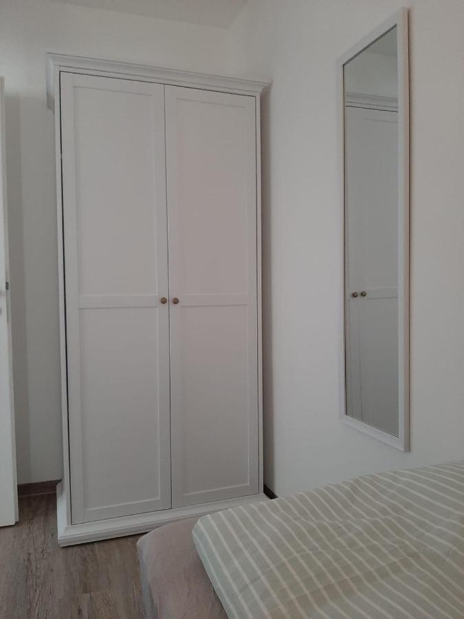 Ferienwohnung Schlossstr. 8, 米罗 外观 照片